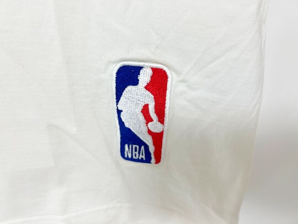 LOUIS VUITTON NBA RM212M DT3 HLY20W T-shirt Size L White LOUIS VUITTON NBA RM212M DT3 HLY20W T-shirt Size L White