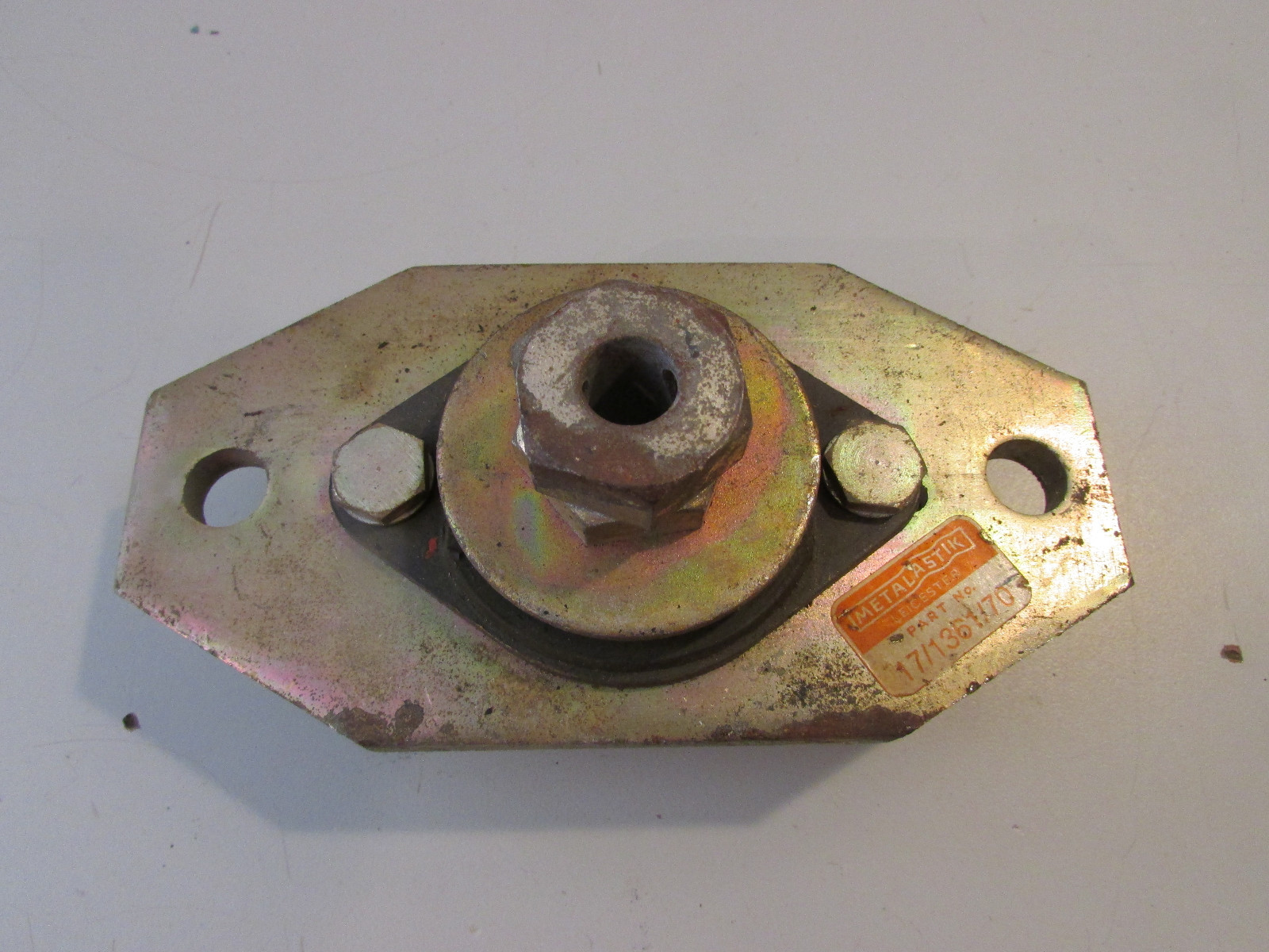 Metalastik 17/1361/70 Engine Mount. eBay