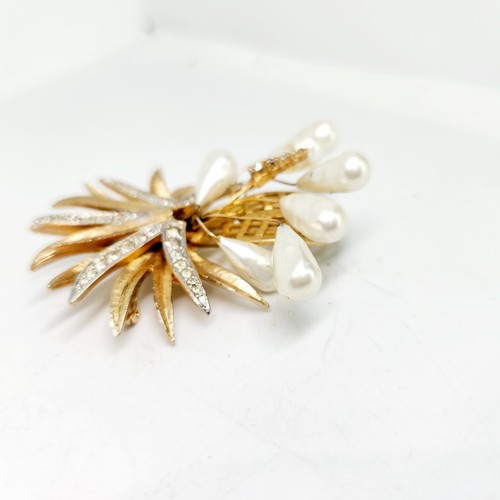Vtg Spray Burst Flower Octopus Brooch Silver Gold Pearl Rhinestone Pin Brooch - Picture 2 of 5