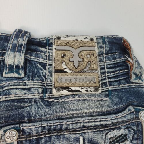 Jeans Rock Revival Hymie ajustados rectos de mezclilla desgastados talla 28x30 de Estados Unidos para hombre - Imagen 17 de 17