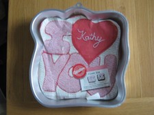 Wilton 1987 I Love You Valentine Cake/Tin Baking Pan  2105-215 Ideas Leaflet