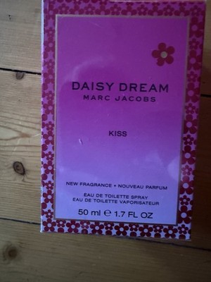 Marc Jacobs Daisy Dream Kiss Eau De Toilette 50 Ml