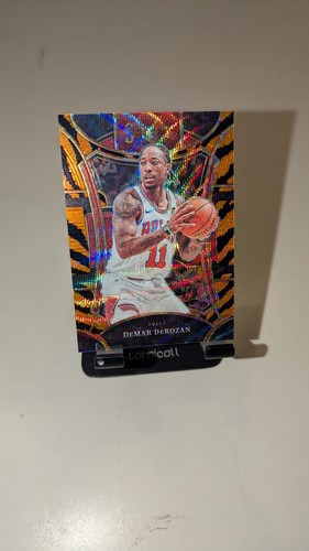 DeMar DeRozan 2023-24 Panini Select Tiger Prizm SSP Mezzanine Bulls No. 391
