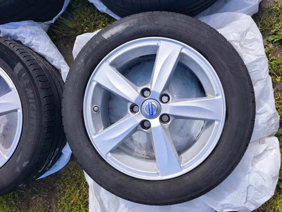 4x Original Volvo Felgen 16 Zoll +Reifen 205/55 - Bild 2 von 4