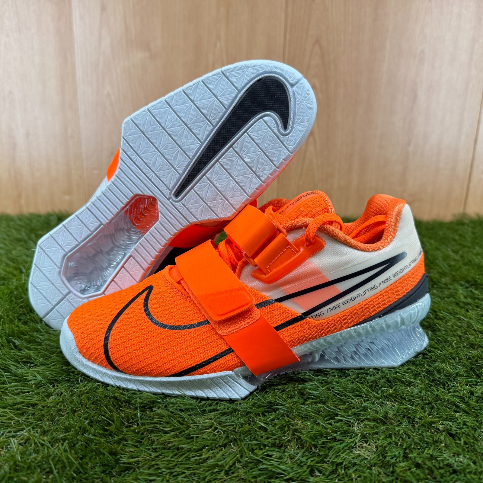 Nike Romaleos 4 Total Orange CD3463-801 Men’s 6 / Women’s 7.5 New Without Box