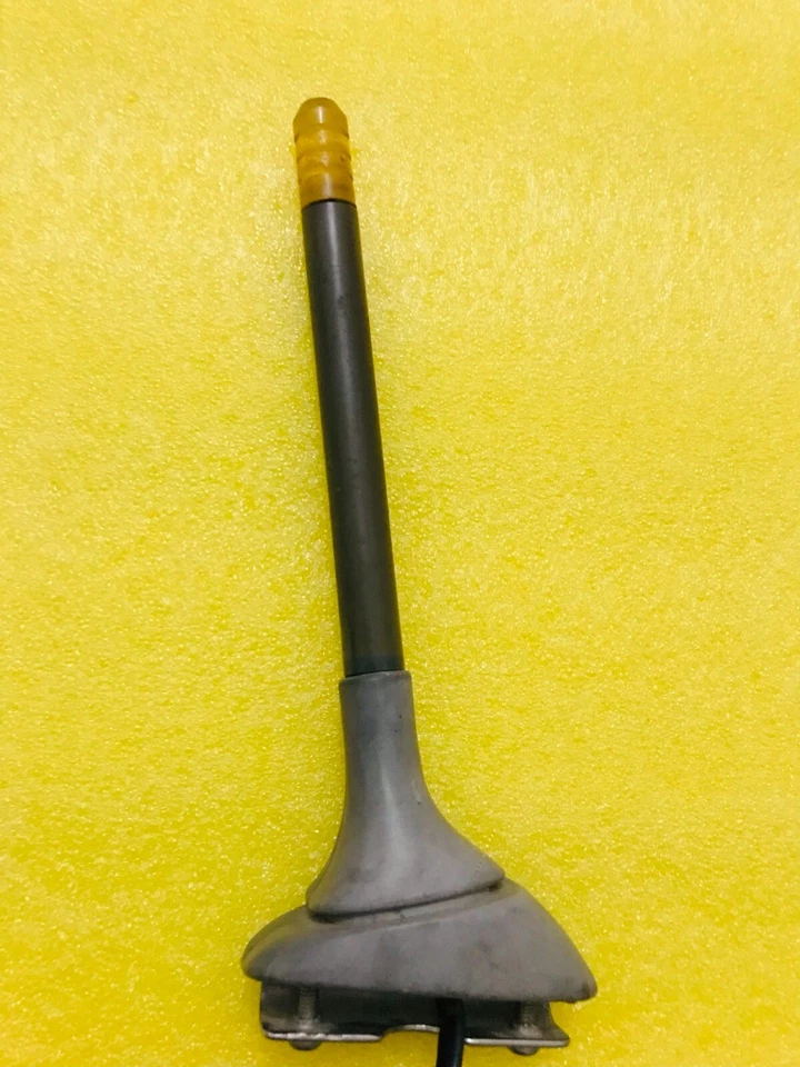 ОРИГИНАЛЬНЫЙ ШЕСТ БАГАЖНИКА TOYOTA COROLLA AE100 AE101 AE111 С ПОДСВЕТКОЙ ОЧЕНЬ РЕДКИЙ - Изображение 2 из 4