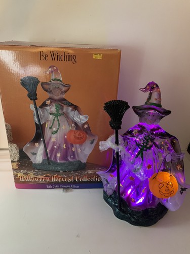 Halloween Hexe Farbwechsel Acryl Leuchtet 12,5" Deko OVP C VIDEO - Bild 1 von 12