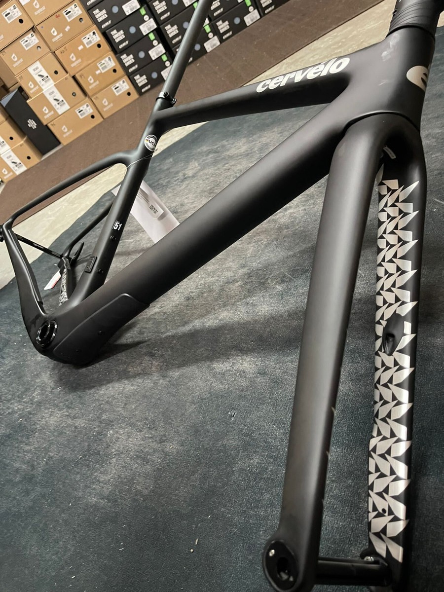 2022 Cervelo Aspero 5 Frameset size 51 Carbon Black Gravel 2022 Cervelo Aspero 5 Frameset size 51 Carbon Black Gravel
