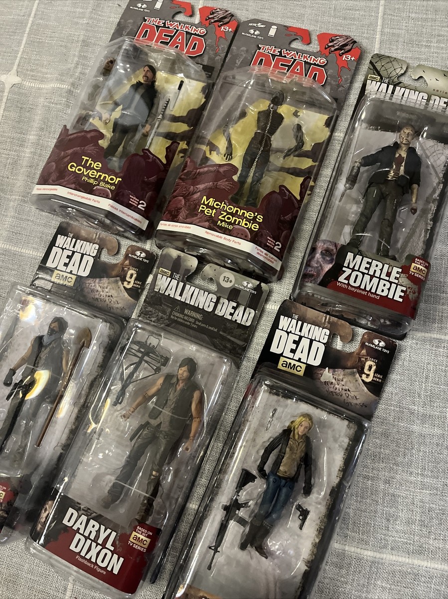 LOT 6 THE WALKING DEAD FIGURES DARYL BETH MERLE ZOMBIE THE