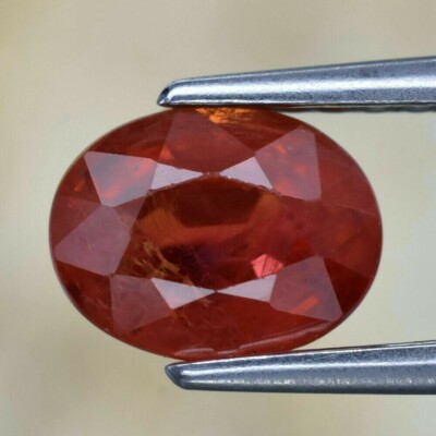 1.15 Ct Zafiro Natural Naranja Rojizo Origen Songea, Tanzania forma Oval(Vídeo)