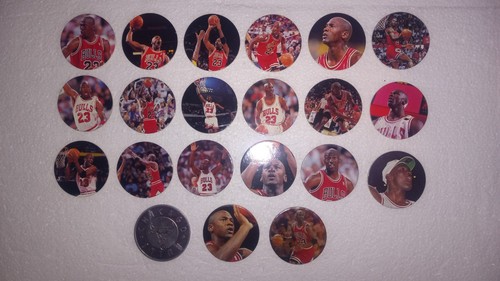 MICHAEL JORDAN 65 CARDS & ITEMS LOT-HIGH PREMIUM INSERTS, RC. CUSTOM, FASC. AUTO - Picture 3 of 3
