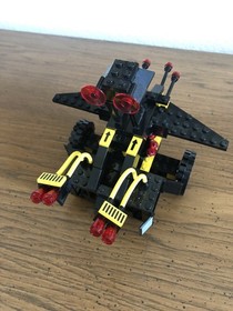 LEGO 6941 BLACKTRON BATTRAX  Complete w/ Minfig no instr Vintage 1987