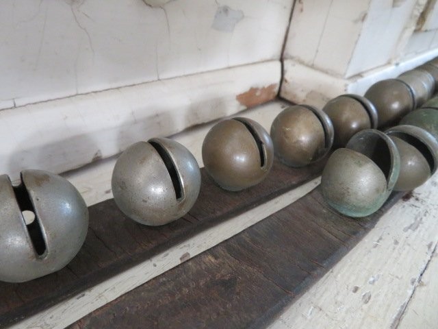 FABULOUS Old Antique Brass Horse SLEIGH BELLS on Leather Strap 49 Bells 2 Pieces
