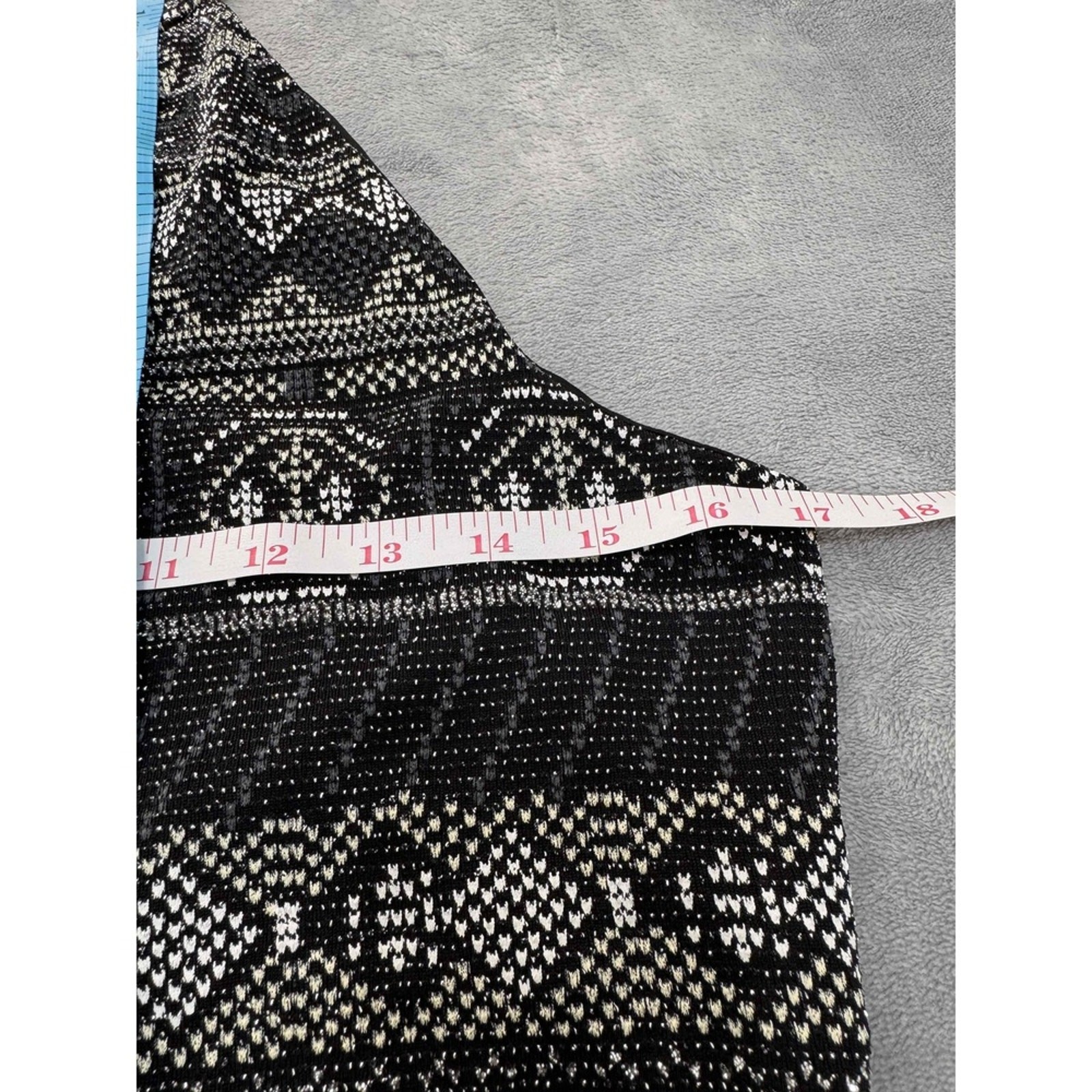 Bebe Black Gray Geometric‎ Pattern Sleeveless Hal… - image 6