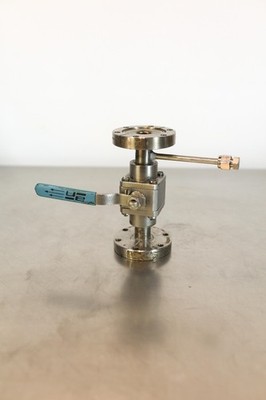 ANCorp Stainless Vacuum Ball Valve - 2.75 inch CF - ConFlat + Vacuum Gauge Port