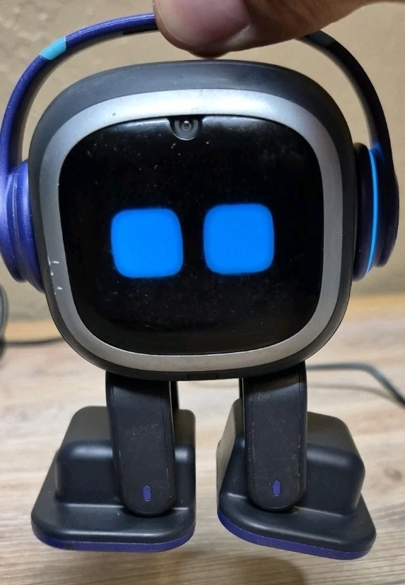EMO AI Desktop Pet Robot with Charging Station - Doesnt Work Not Working Read - Image 3 of 4