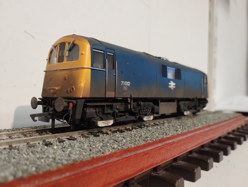 Hornby (OO) R3374 BR Blue Class 71 No 71012, Custom Weathered and Boxed. | Condition: Used