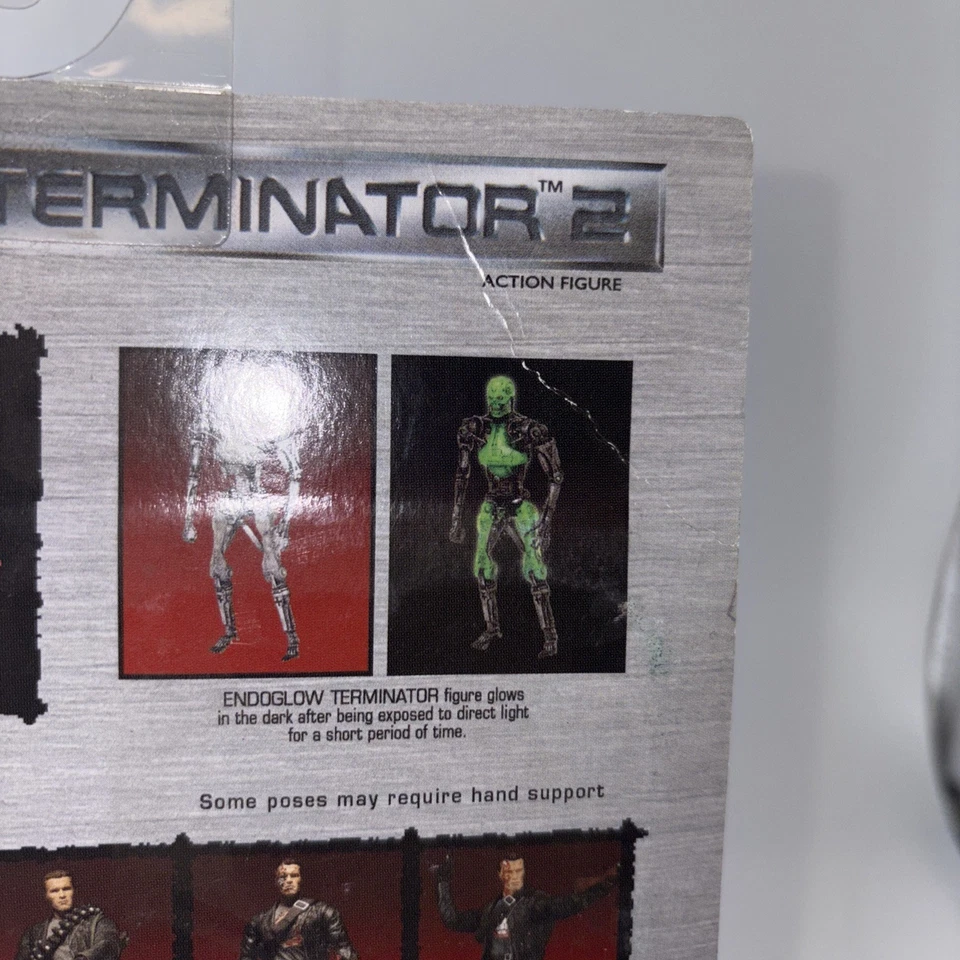 NECA Terminator 2 Endoglow Terminator 2015 Neca Exclusive Glow In The Dark #A - Image 4 of 4