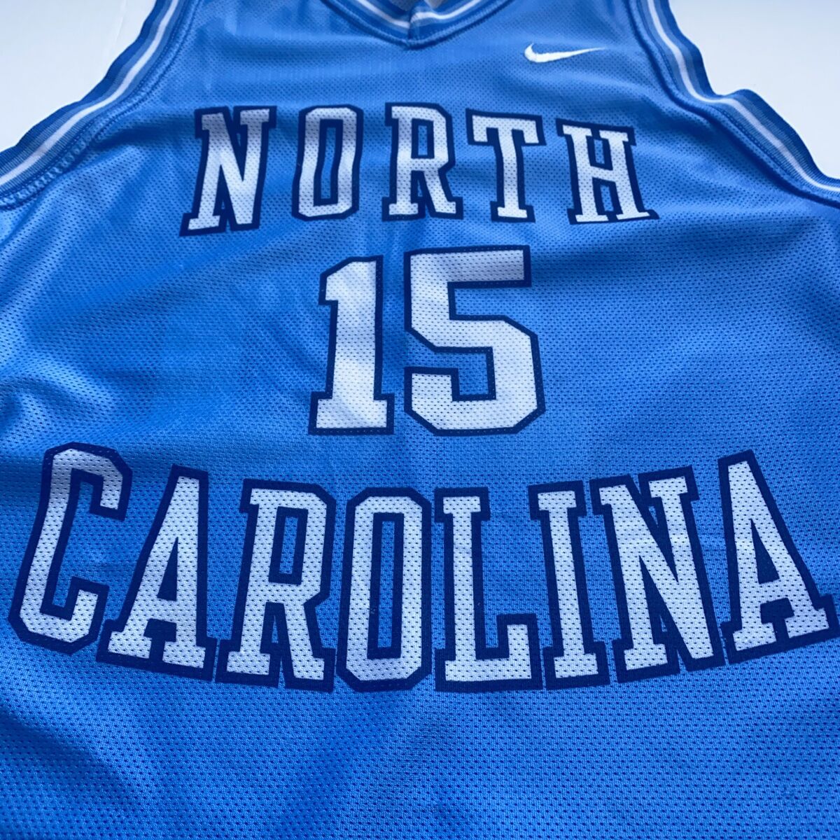 VTG Nike Team Sports Vince Carter 15 North Carolina Tar VTG Nike Team Sports Vince Carter 15 North Carolina Tar