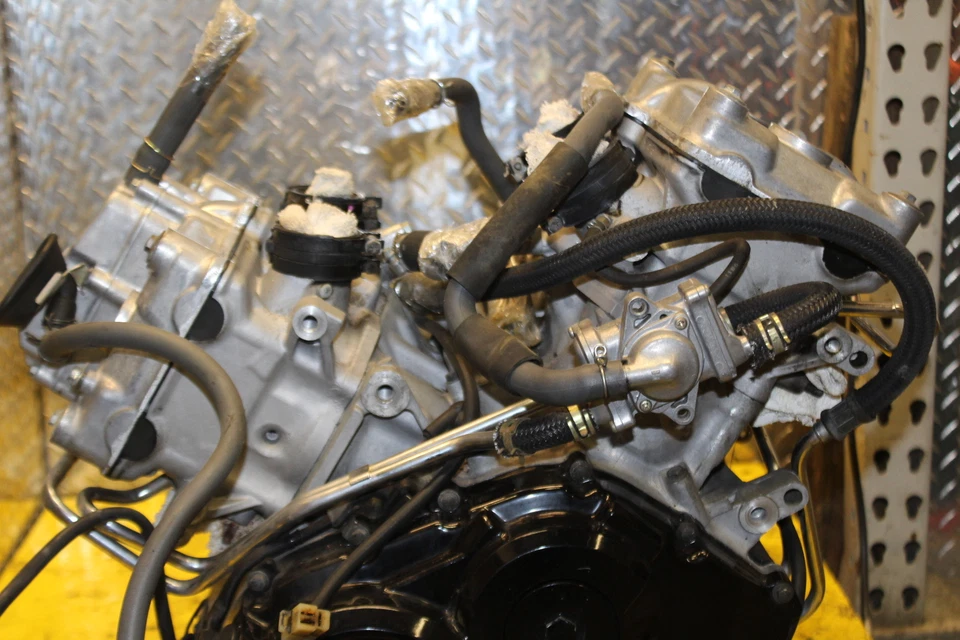 Honda Interceptor 750 1991 motor VFR750F 48.456 millas Foto 2 de 4