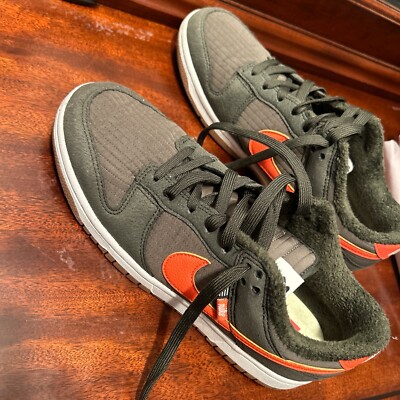 Size 8.5 - Nike Dunk Premium High Classic Olive Mandarin
