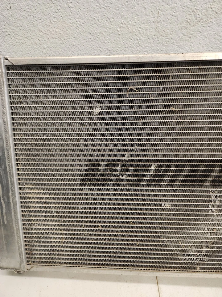 El motor del ventilador de refrigeración del motor se adapta a: conjunto de ventilador Ford Mustang 2000 8 cilindros con MishiMoto Foto 4 de 4