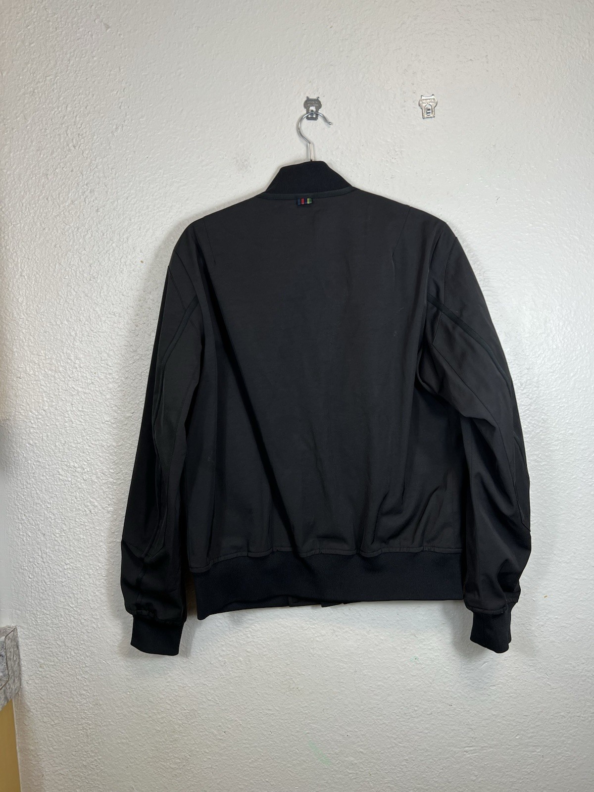 Picture 2 of 10