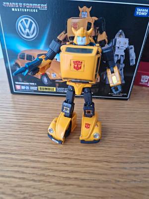 Takara Tomy Transformers Masterpiece MP-21 Bumblebee   G1 Volkswagen Beetle