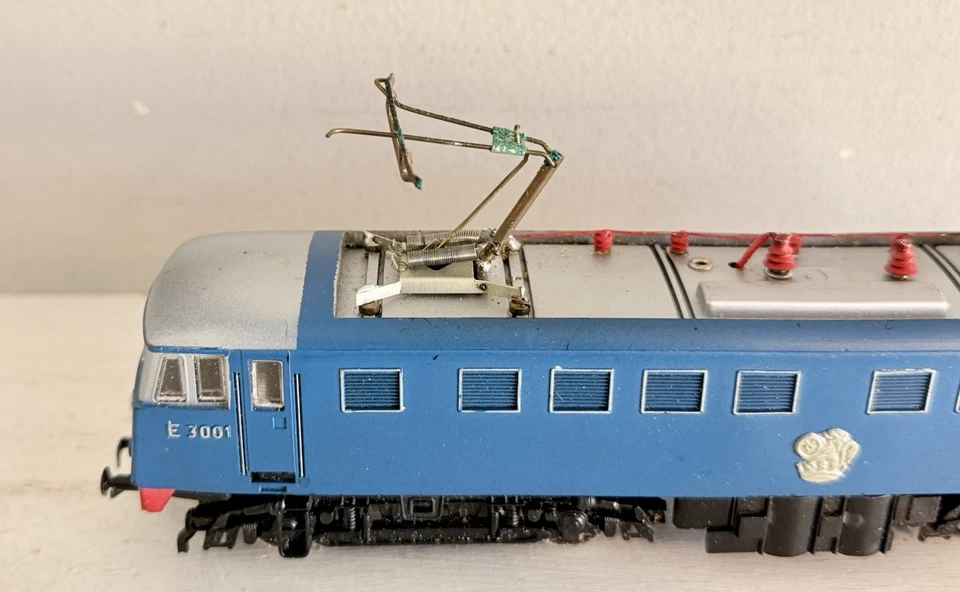 TRIX OO GAUGE CLASS A1/6, CLASS 81 E3001 ELECTRIC LOCOMOTIVE - Image 4 of 4