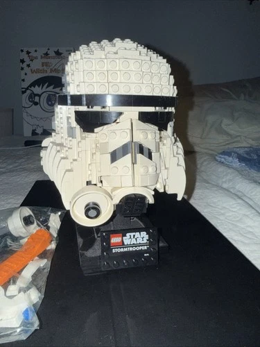 LEGO Star Wars 75276 Stormtrooper Helmet 647 Piece Set Complete
