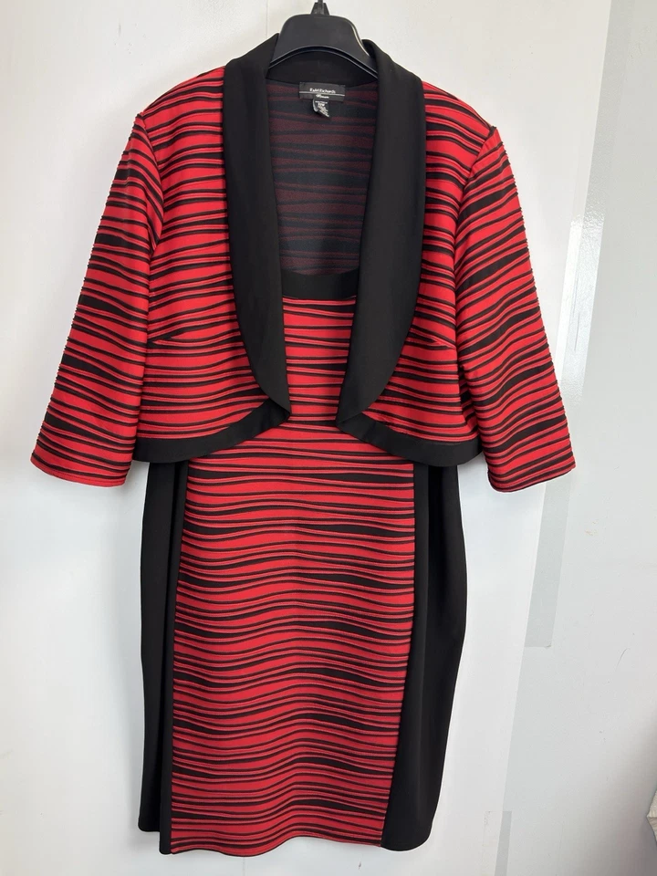 Conjunto de Vestido Bolero R&M Richards 2 Piezas Para Mujer 22W Negro/Rojo Texturizado Tejido Elástico Foto 2 de 4