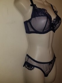 Agent Provocateur Piper set in navy bra size 36D and ouvert AP 4 large NWT