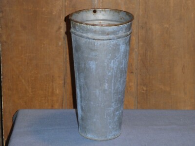 AAFA Antique Vermont Wooden Sap Bucket In Old Folk Art Paint | Antique Kiwi