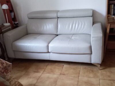 Divano letto in pelle di Poltronesofà, colore grigio perla