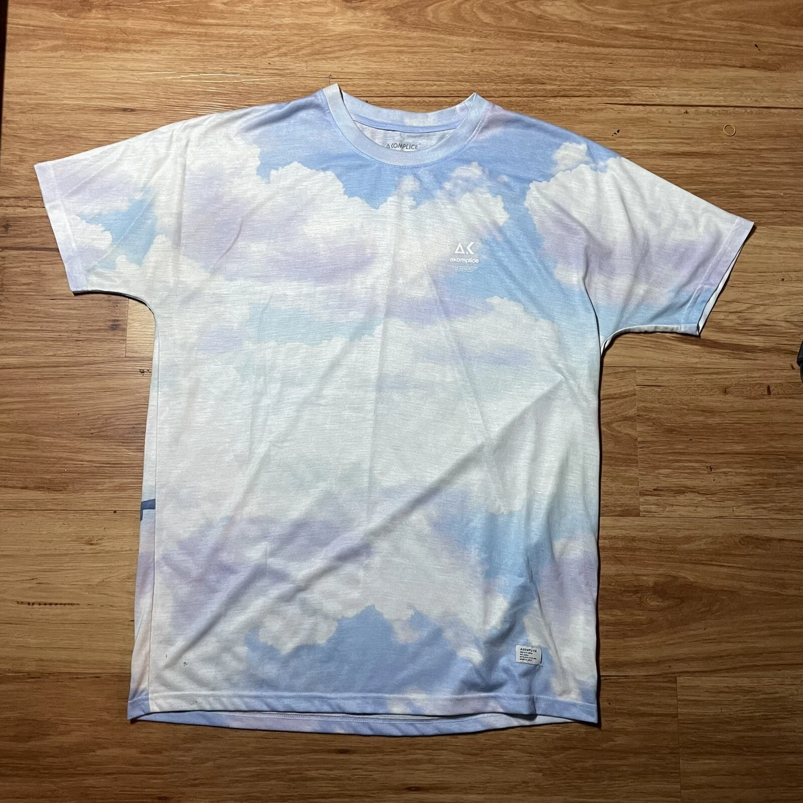 T shirt Akomplice Stairway To Heaven Seinfeld Supreme HUF Stussy Taille : Large