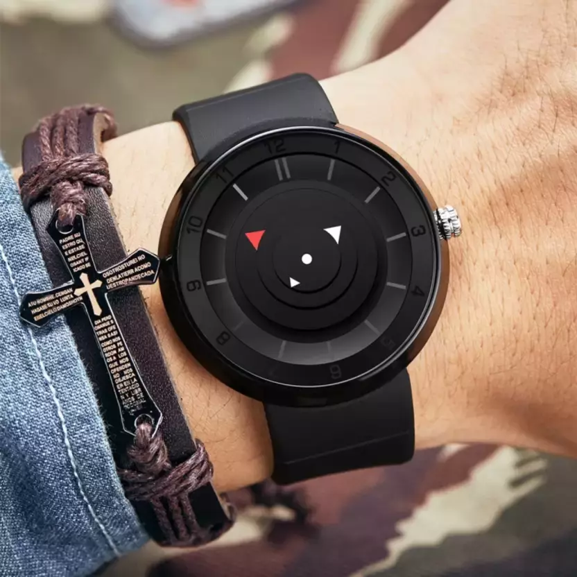 Analog Compass Design Black Wrist Watch Silicon Strap Halloween
