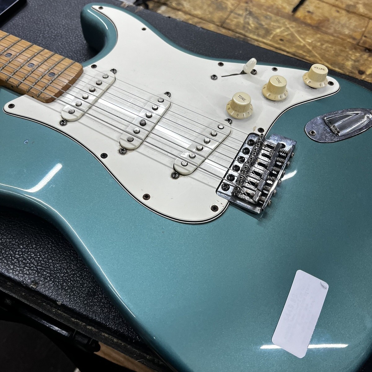 Fender Stratocaster 1996 Vintage Electric Guitar Teal Blue