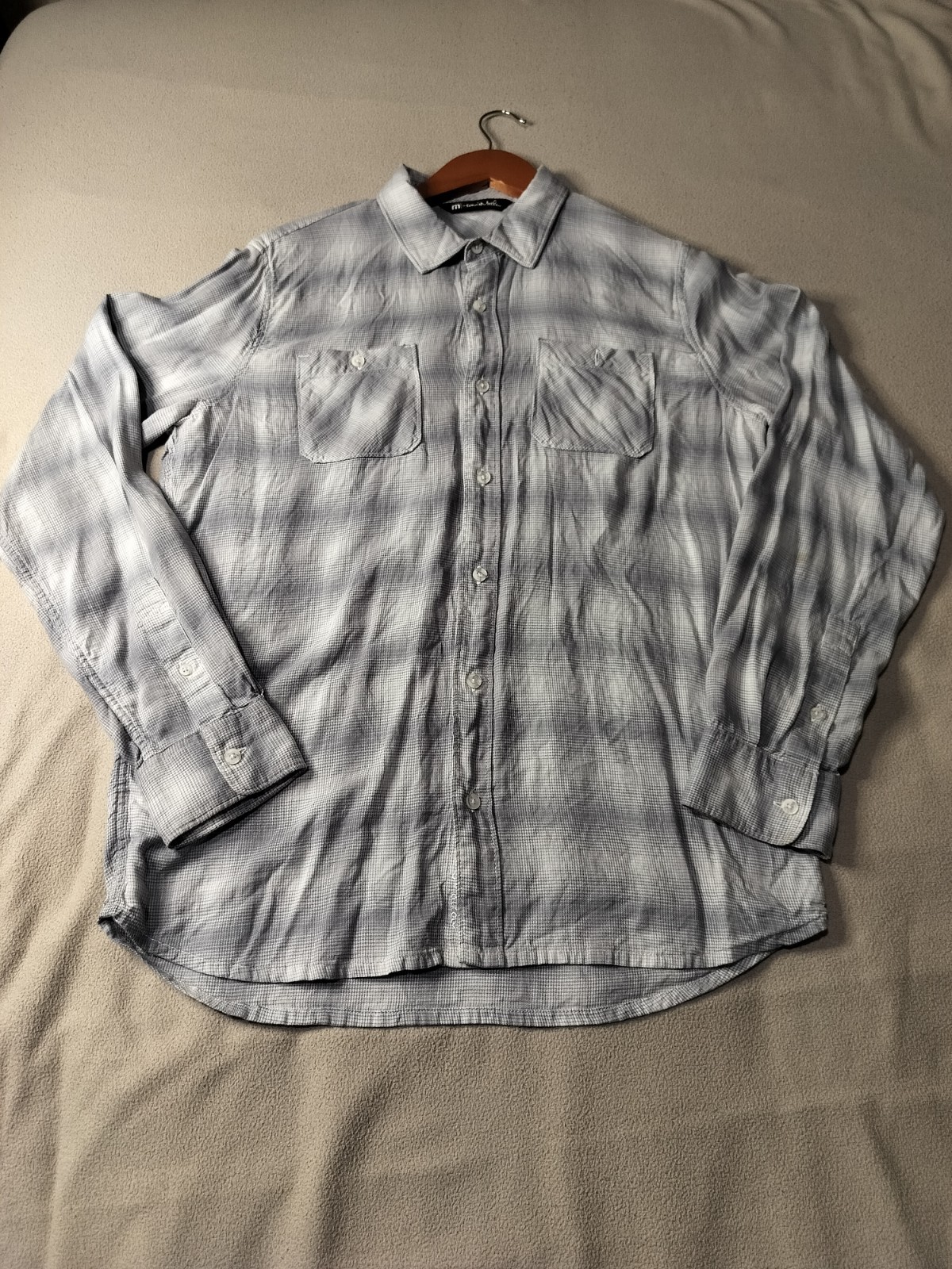 Travis Mathew Flannel Long Sleeve Button Down Mens Medium Shirt Gray White Plaid