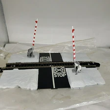 Bachmann White Snow HO Scale EZ Track Dual Crossing Gate 143/3027 Model Track
