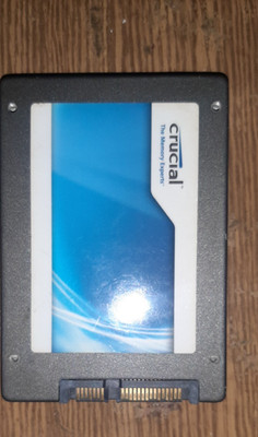 Crucial M4 64GB 2,5 Zoll SATA 6Gb/s SSD CT064M4SSD2 Festplatte