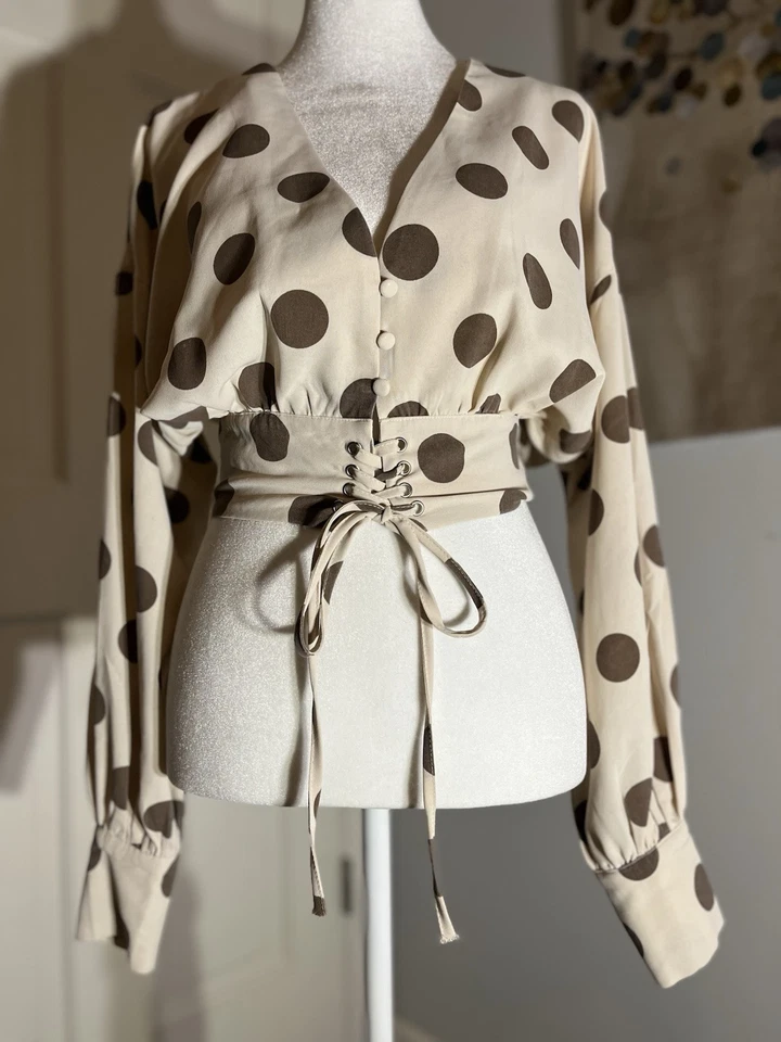 Nasty Gal Women’s Hot Spot Polka Dot Brown Tan Cropped Button Front-Tie Blouse 2 - Изображение 4 из 4