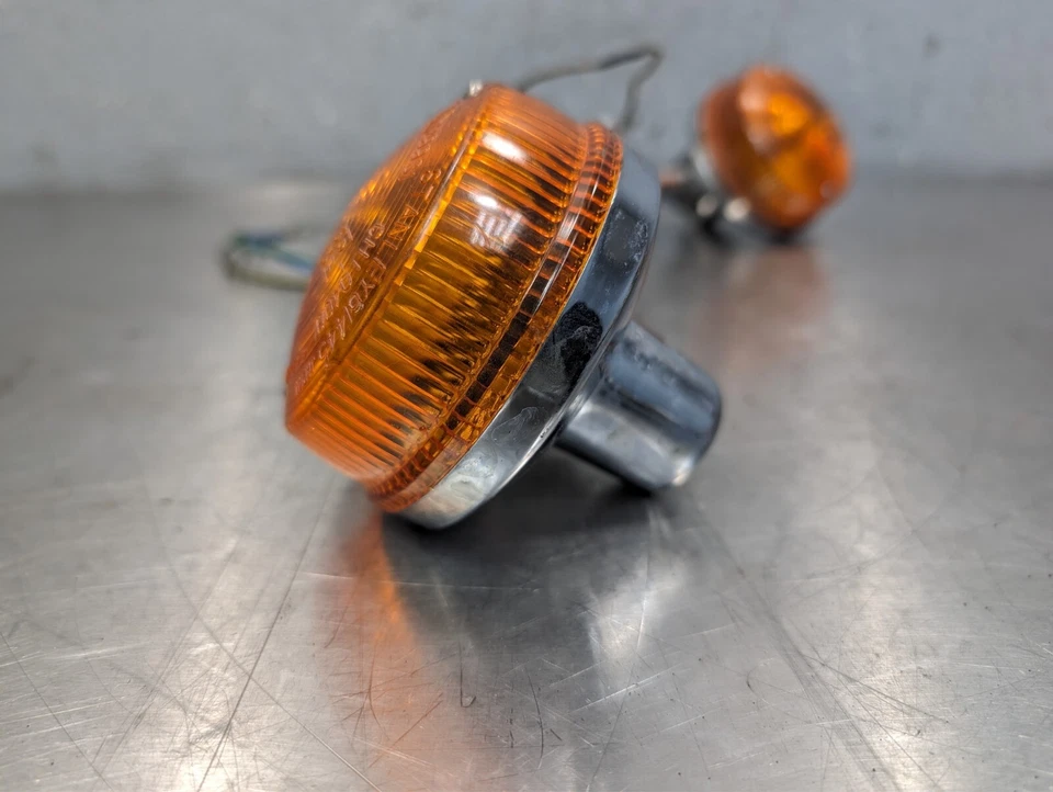 Luz de luz de señal de giro trasera Kawasaki KZ1000P 1994 Police OEM - 23040-055 Foto 3 de 4