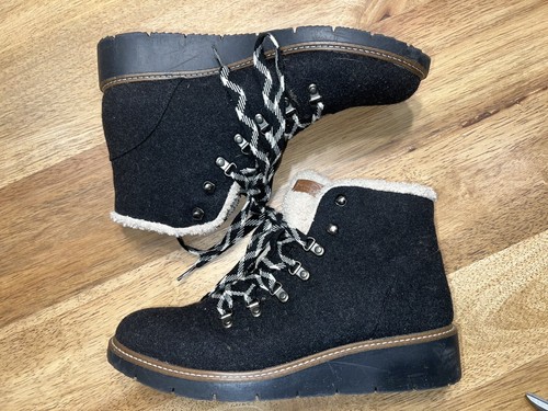 Dr. Scholls So bequeme wasserdichte anthrazitfarbene Stiefeletten zum Schnüren mit Keilabsatz | Größe 9,5