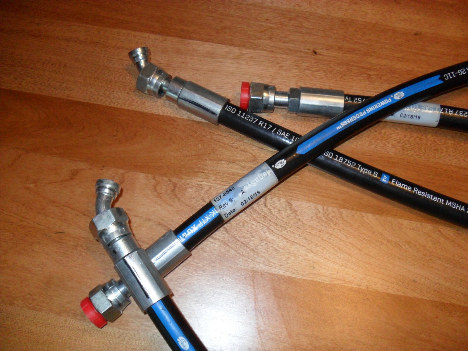 GATES TORO HYDRAULIC HOSES, 50", 3250 PSI, 1/2" ISO 11237 R17