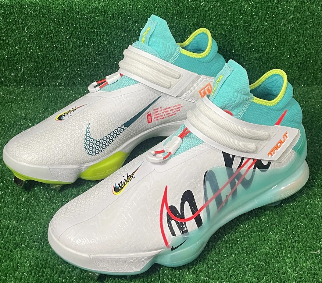 Preços baixos em Nike Force Zoom Trout 7 White Aurora Green | eBay