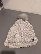 Jules Kae Women's Gray Beanie Bobble Knit Hat One Size New in Package MSRP $48