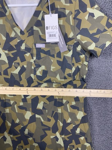 NEW FIGS Women's Freex Catarina Scrub Top Size XS Collar V Neck NWT Printed - Picture 6 of 7