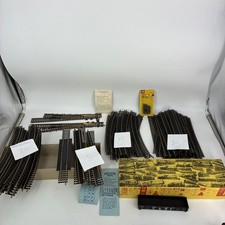 HO train track lot approx. 76 pcs. Of track miscellaneous items Vtg. Box