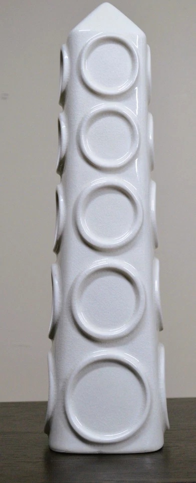 Obelisco circular de porcelana a medida Jonathan Adler Foto 2 de 4