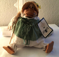 Vintage Russ Berrie - The Country Folks Stuffed Animals - Miss Happywings Duck